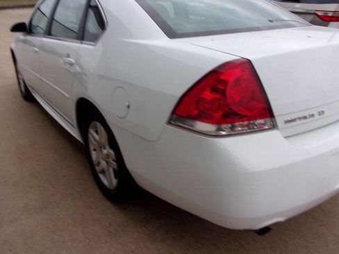 Used 2016 Chevrolet Impala LT image 9