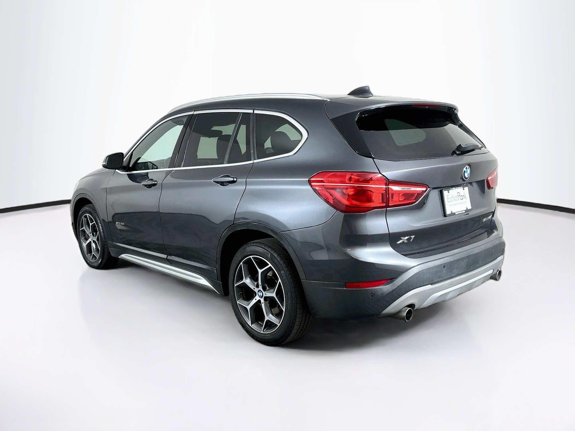 Used 2018 BMW X1 sDrive28i FWD image 5