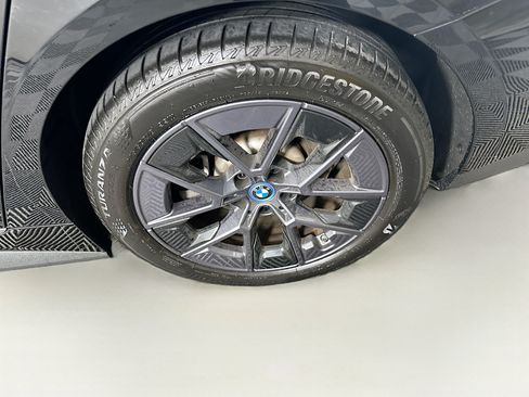 Used 2023 BMW i4 eDrive35 w/ Premium Package RWD image 11