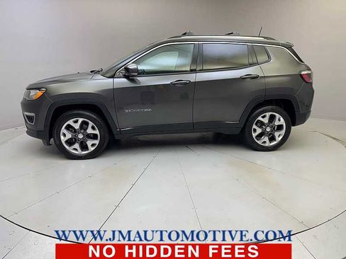 Used 2021 Jeep Compass Limited w/ Sun and Sound Group AWD/4WD image 2