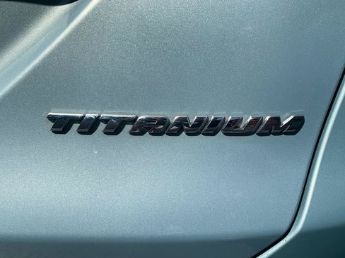 Used 2014 Ford Fusion Energi Titanium FWD image 28