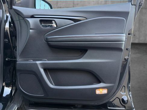 Used 2023 Honda Ridgeline Black Edition image 21