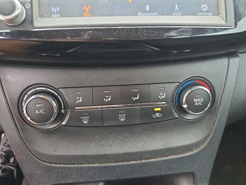 Used 2019 Nissan Sentra S w/ Appearance Package FWD image 21
