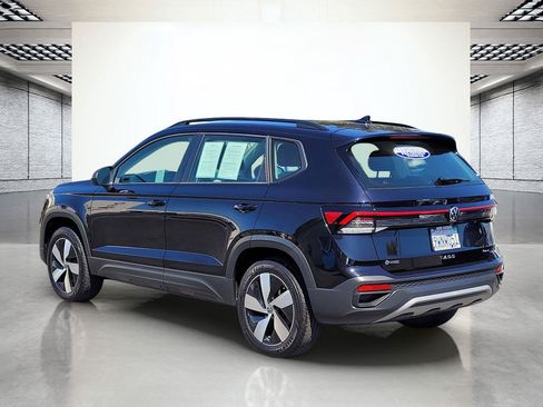 Certified 2025 Volkswagen Taos S AWD/4WD image 9