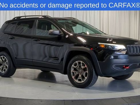 Used 2020 Jeep Cherokee Trailhawk w/ Cold Weather Group AWD/4WD image 2
