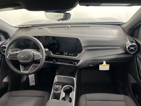 New 2026 Chevrolet Equinox LT w/ Midnight Edition FWD image 14