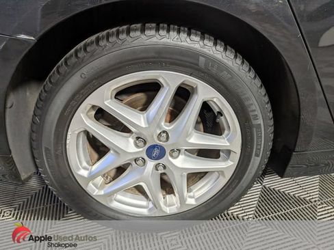 Used 2013 Ford Fusion SE FWD image 35