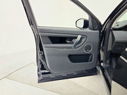 Certified 2025 Land Rover Discovery Sport S image 26