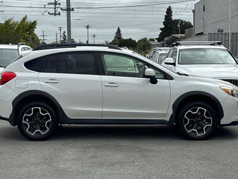 Used 2014 Subaru Crosstrek 2.0i Premium AWD/4WD image 2