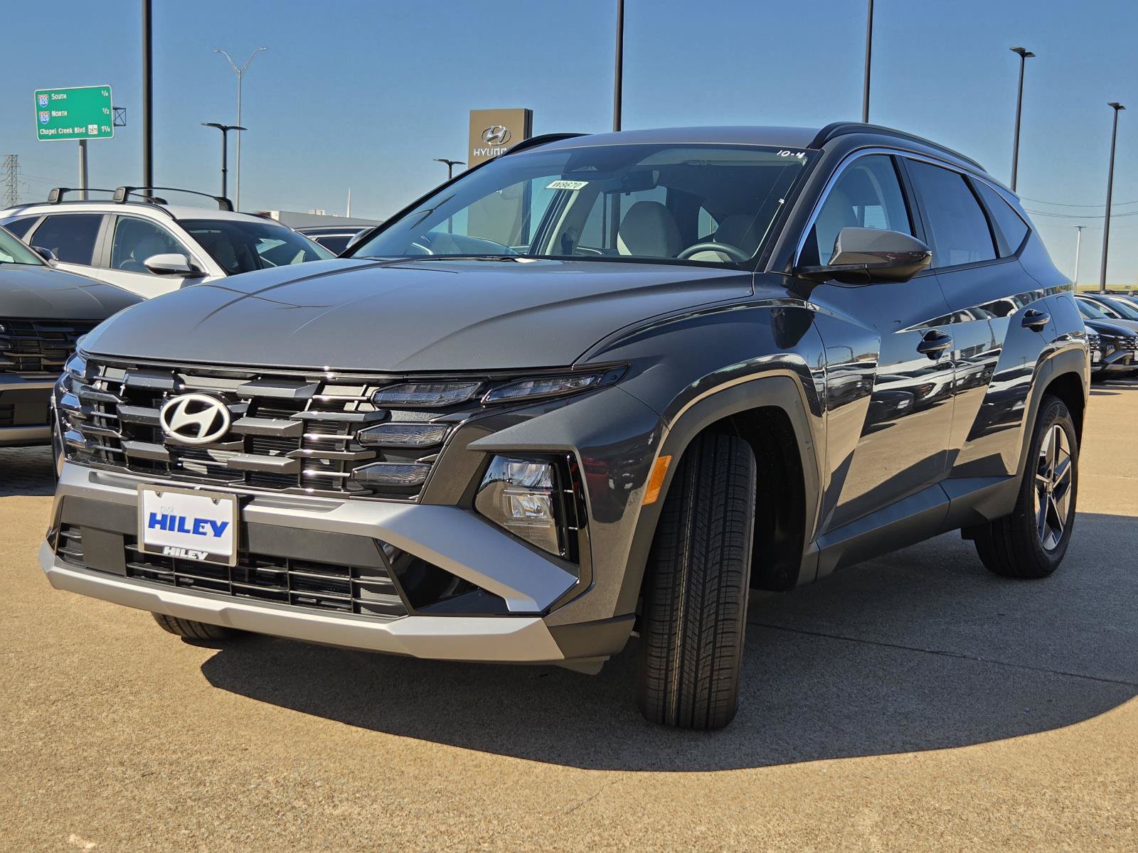 New 2026 Hyundai Tucson SEL FWD image 2