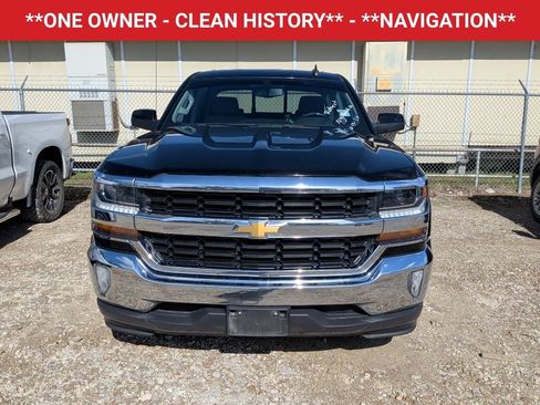 Used 2018 Chevrolet Silverado 1500 LT w/ Texas Edition image 2