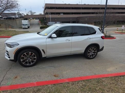 Certified 2023 BMW X5 xDrive40i w/ Climate Comfort Package image 7