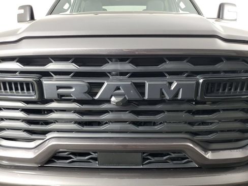 Used 2025 RAM 2500 Big Horn AWD/4WD image 10