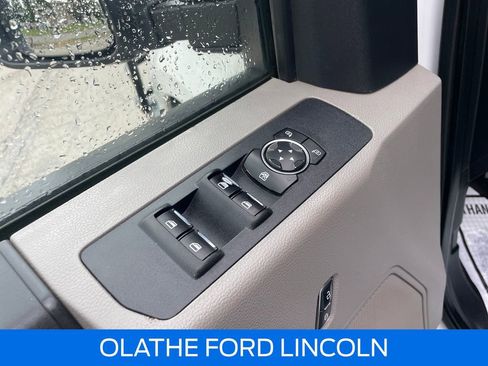 Used 2019 Ford F250 XL w/ Power Equipment Group AWD/4WD image 17