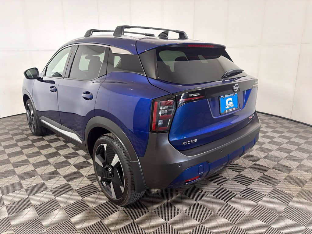 Used 2026 Nissan Kicks SR w/ Cold Weather Package AWD/4WD image 5