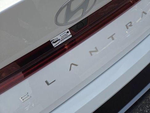 New 2026 Hyundai Elantra Limited image 7