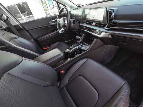 Used 2024 Kia Sportage EX image 39