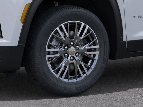 New 2026 Chevrolet Traverse LT w/ Driver Confidence Package image 9