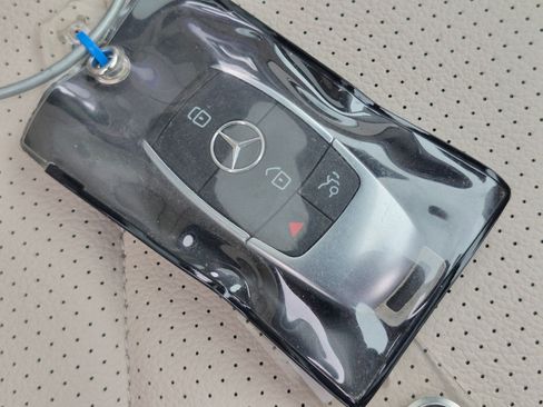 Certified 2025 Mercedes-Benz GLE 350 4MATIC image 38
