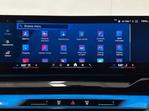 Used 2025 BMW M5 w/ Carbon Package image 36