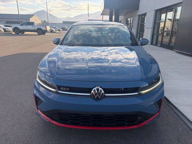 Used 2025 Volkswagen Jetta GLI Autobahn FWD image 2