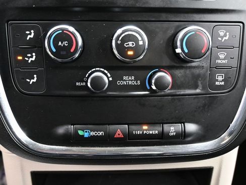 Used 2017 Dodge Grand Caravan SE w/ Power Window Group image 24