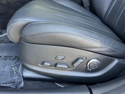 Used 2022 Genesis G80 2.5T w/ Prestige Package image 37