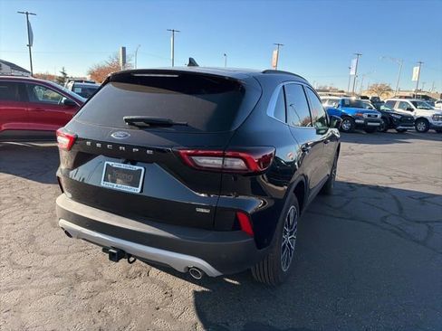 Used 2024 Ford Escape PHEV w/ PHEV Premium Package image 12