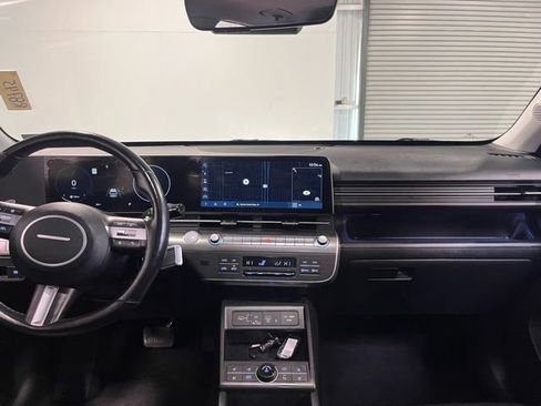 Used 2024 Hyundai Kona Limited image 20