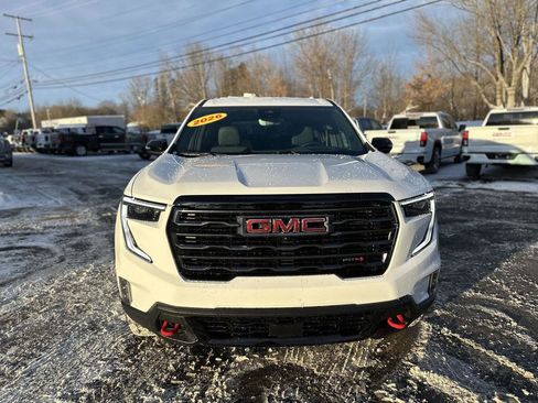 New 2026 GMC Acadia AT4 w/ LPO, Floor Liner Package image 22