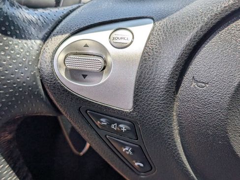 Used 2009 Nissan 370Z Touring w/ Sport Pkg RWD image 11