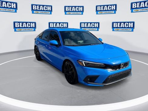 Used 2023 Honda Civic Sport Touring image 2
