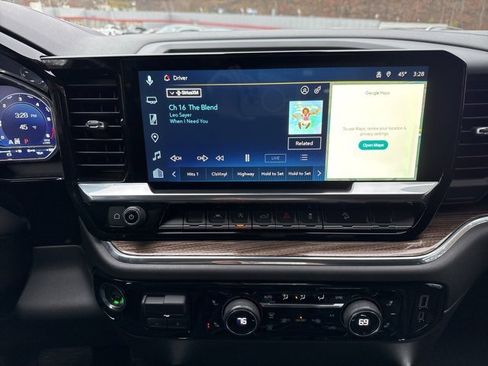 Used 2023 Chevrolet Silverado 1500 LT w/ Z71 Off-Road Package image 14