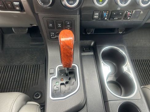 Used 2019 Toyota Sequoia Platinum AWD/4WD image 15