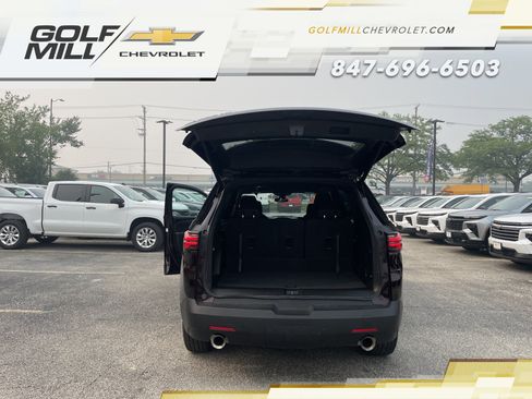 Used 2023 Chevrolet Traverse LT w/ LPO, Floor Liner Package AWD/4WD image 10