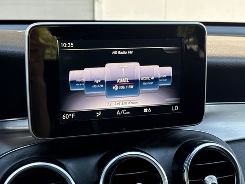 Used 2019 Mercedes-Benz GLC 300 4MATIC image 24