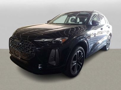 Used 2025 Audi Q5 Premium w/ Convenience Package