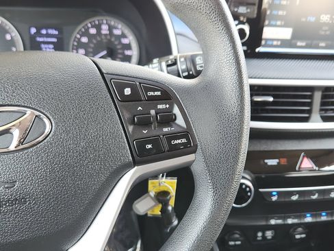 Used 2019 Hyundai Tucson SE FWD image 18