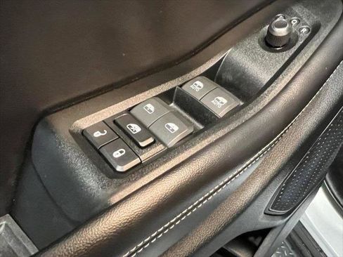 Certified 2024 Jeep Grand Cherokee L Laredo image 34