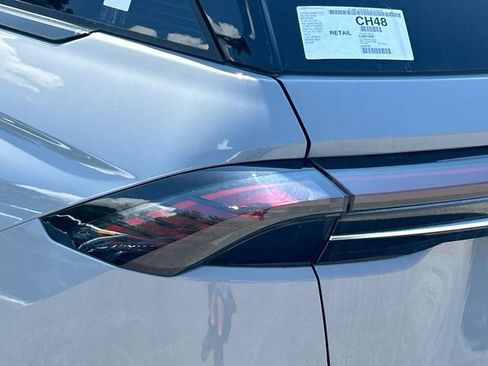 New 2026 Lincoln Nautilus Reserve AWD/4WD image 10