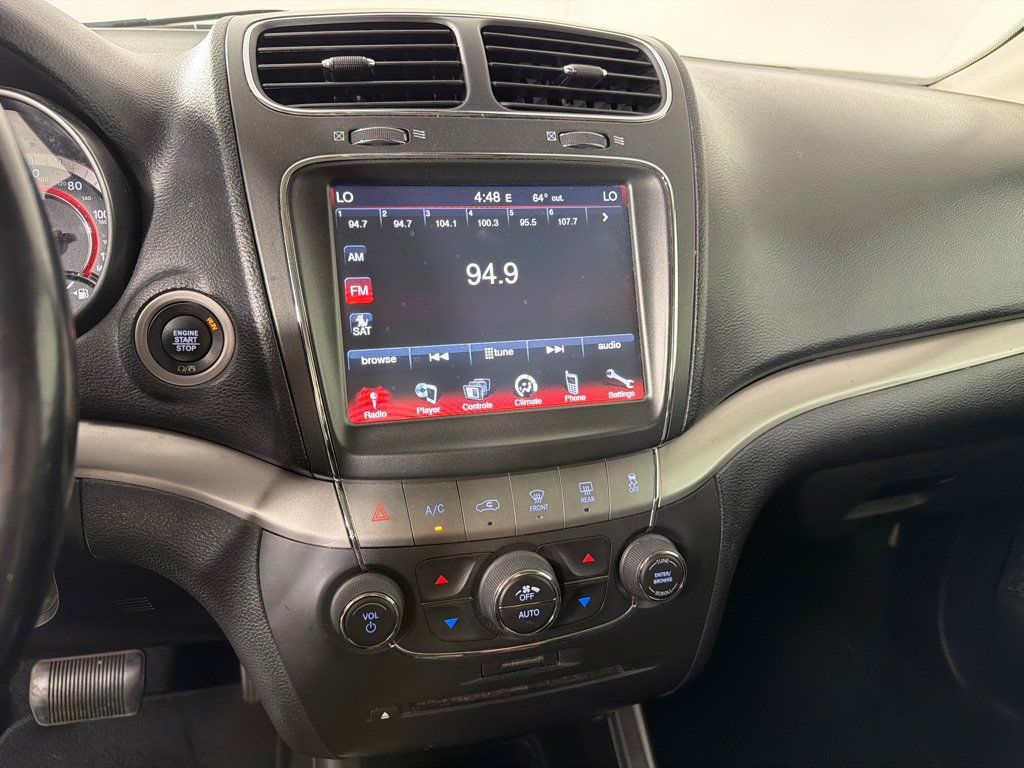 Used 2020 Dodge Journey Crossroad FWD image 17