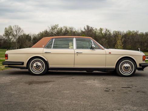 Used 1993 Rolls-Royce Silver Spur II image 18