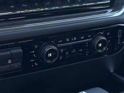 Used 2024 Chevrolet Silverado 1500 LTZ w/ LTZ Convenience Package II image 19