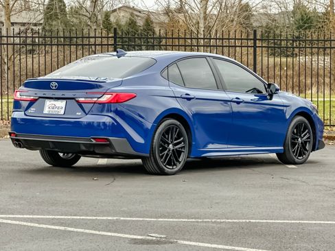 Used 2025 Toyota Camry SE w/ Multimedia Upgrade Package image 3