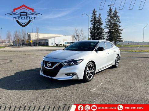 Used 2016 Nissan Maxima 3.5 SV image 1