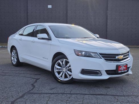 Used 2016 Chevrolet Impala LT FWD image 3