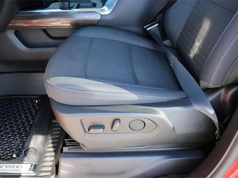 Used 2024 Chevrolet Silverado 1500 LT image 13