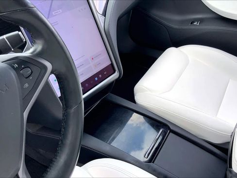 Used 2020 Tesla Model S Long Range Plus AWD/4WD image 15