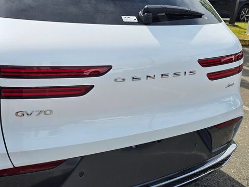 New 2026 Genesis GV70 2.5T Advanced AWD/4WD image 25