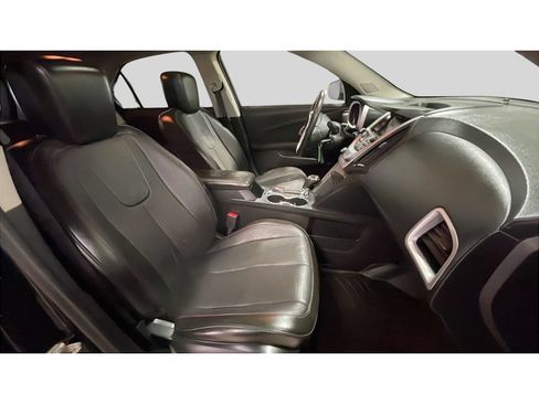 Used 2017 Chevrolet Equinox Premier w/ Enhanced Convenience Package AWD/4WD image 18